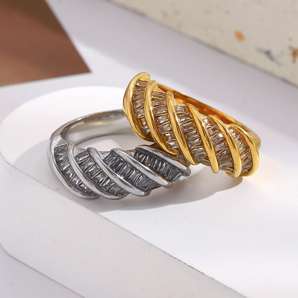Twisted Ring