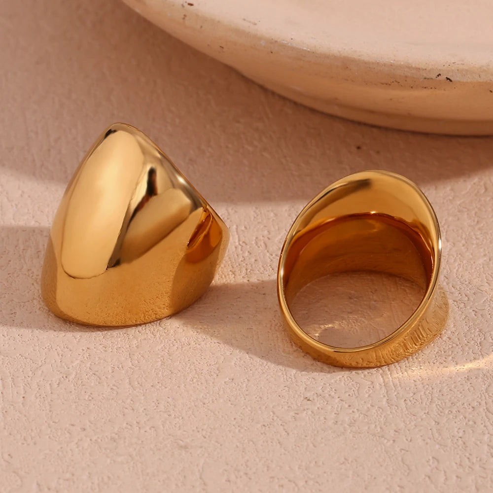 Sanfte Konkave Eleganz