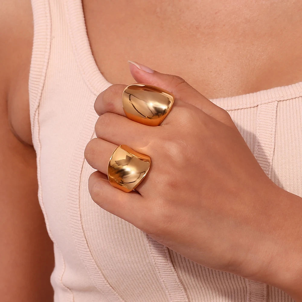 Sanfte Konkave Eleganz