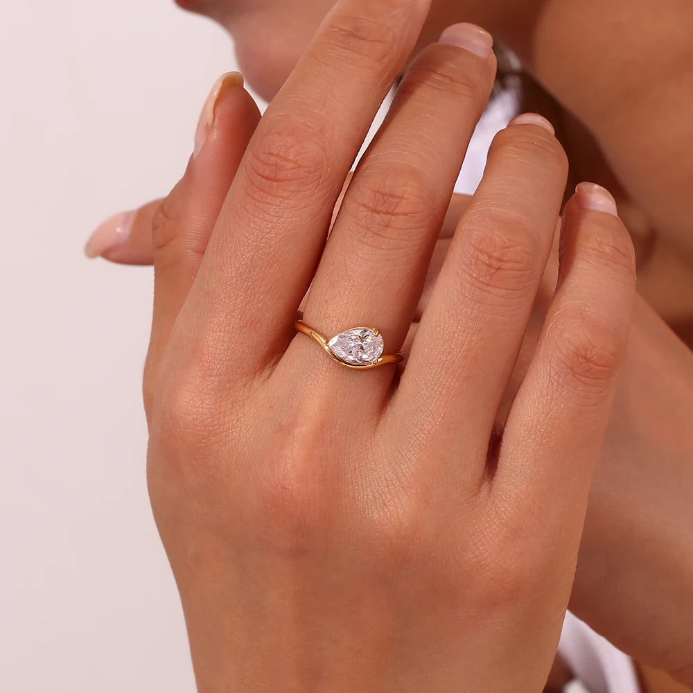 Zirkonring - Tropfen, Rund & Dreieck