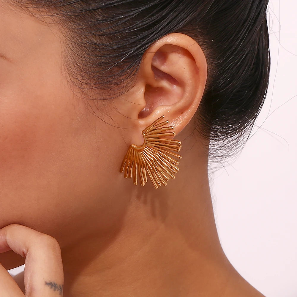 Street-Style Fächer-Ohrstecker
