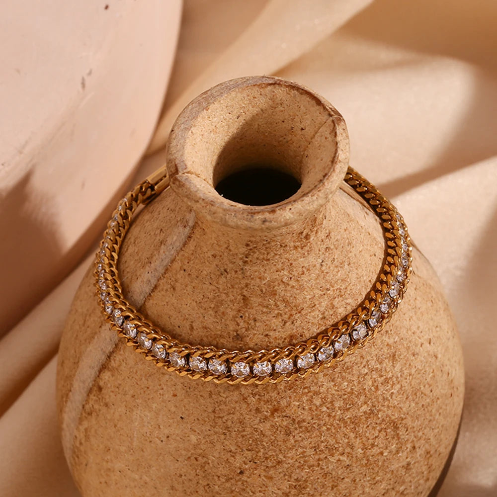 Dreilagiges Rundperlen-Zirkon-Armband